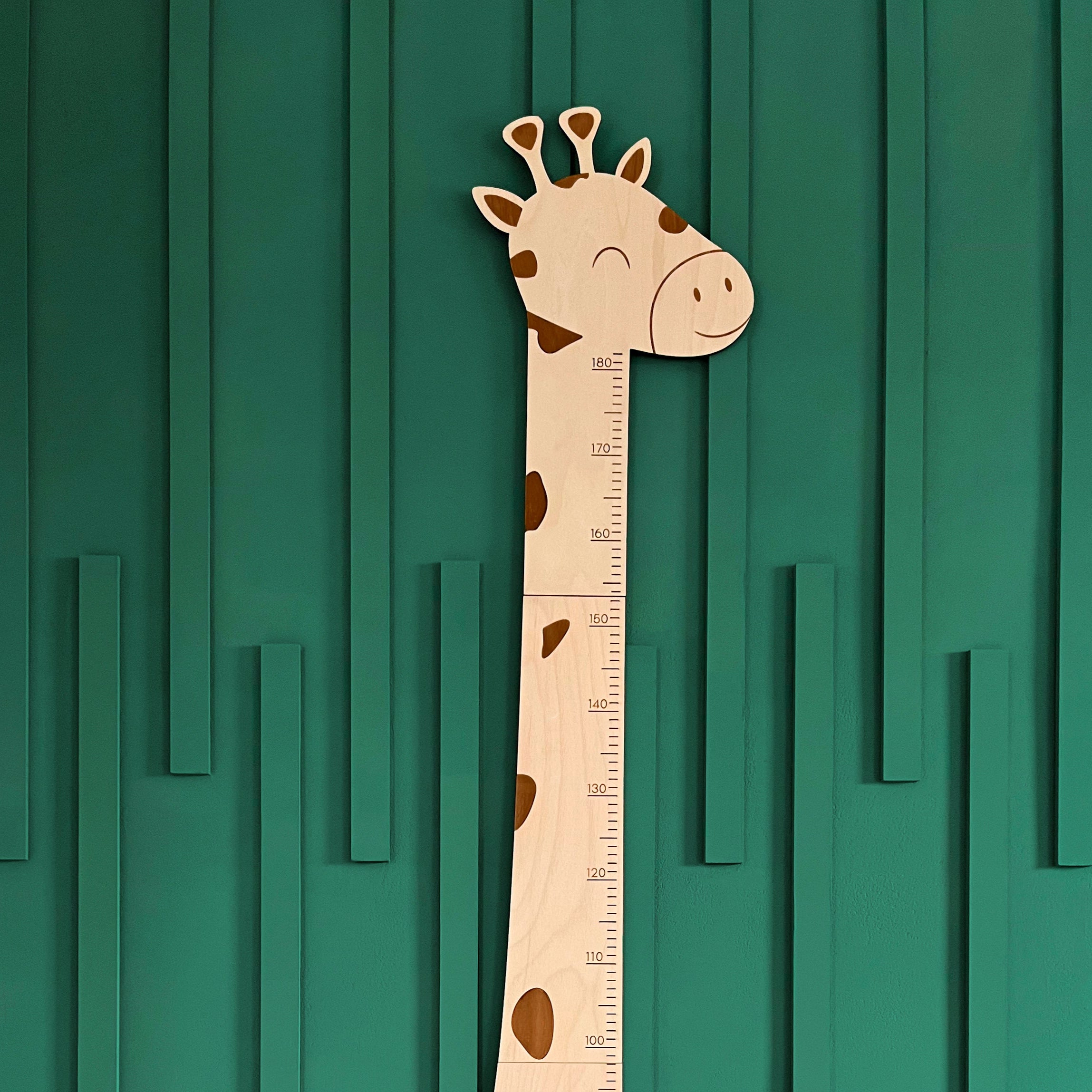 Personalized Giraffe Growth Chart – Wooden Height Ruler for Kids
